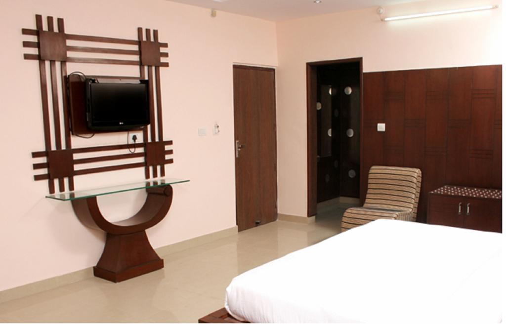 โฮเต็ล จัสมิน Hotel หริทวาร ภายนอก รูปภาพ
